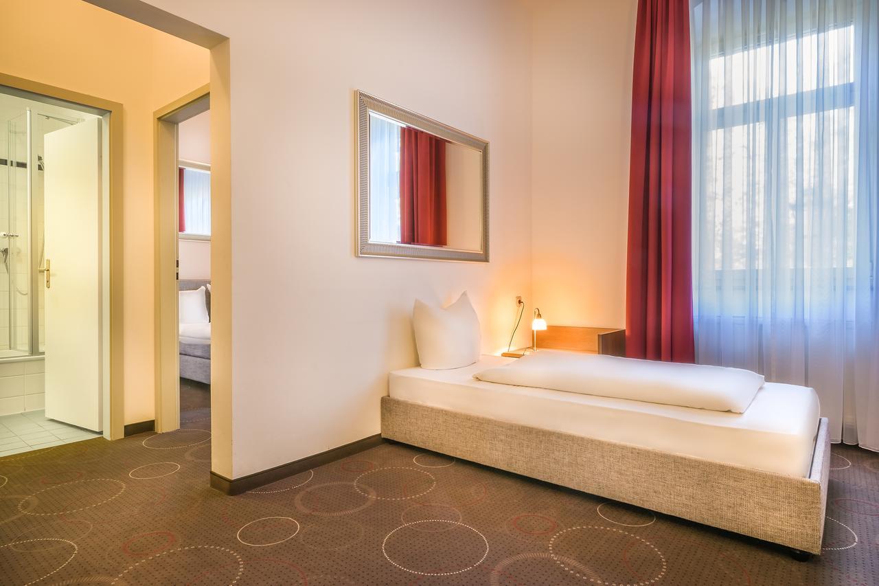 Hotel Am Bonhoefferplatz Drezno Zewnętrze zdjęcie