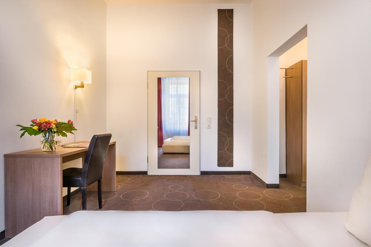 Hotel Am Bonhoefferplatz Drezno Zewnętrze zdjęcie
