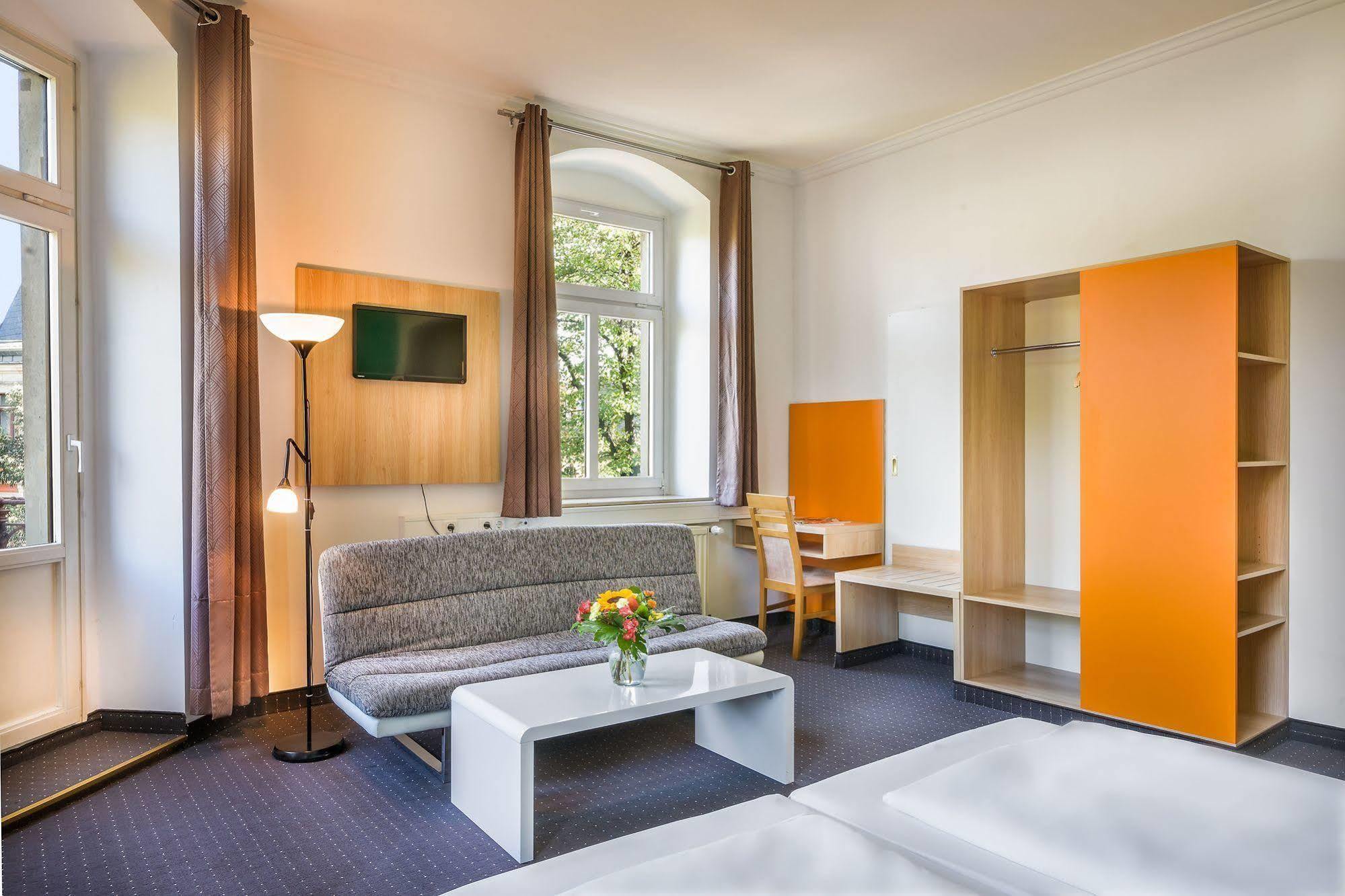 Hotel Am Bonhoefferplatz Drezno Zewnętrze zdjęcie