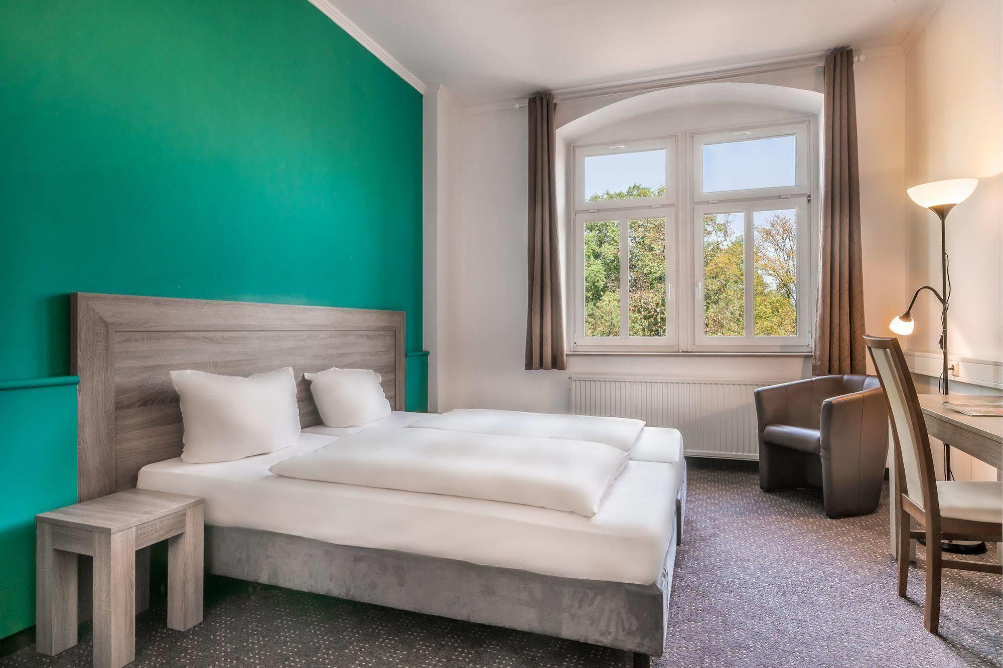 Hotel Am Bonhoefferplatz Drezno Zewnętrze zdjęcie