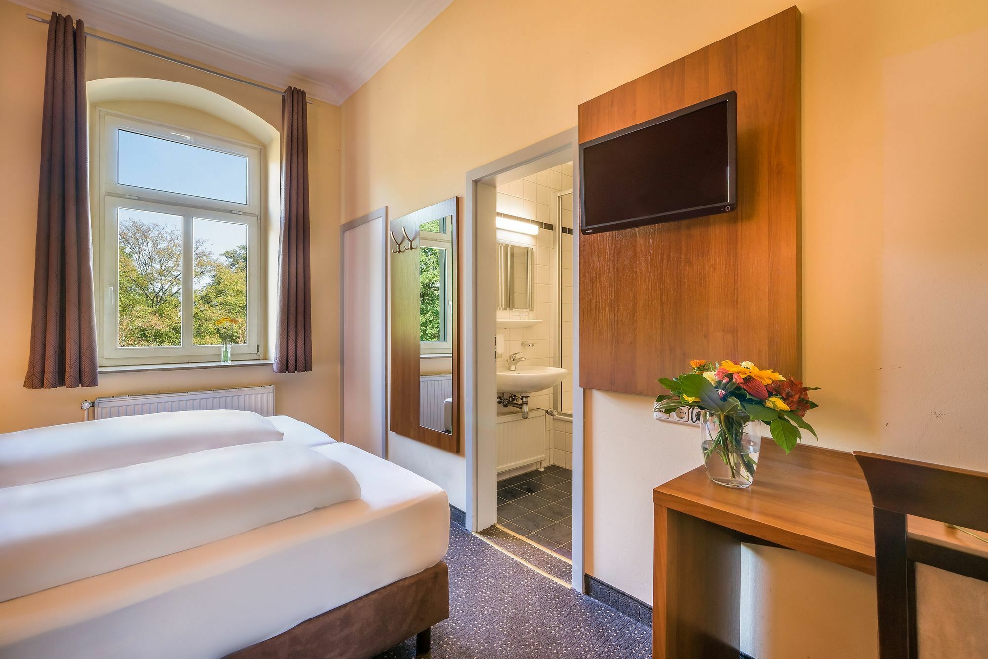 Hotel Am Bonhoefferplatz Drezno Zewnętrze zdjęcie