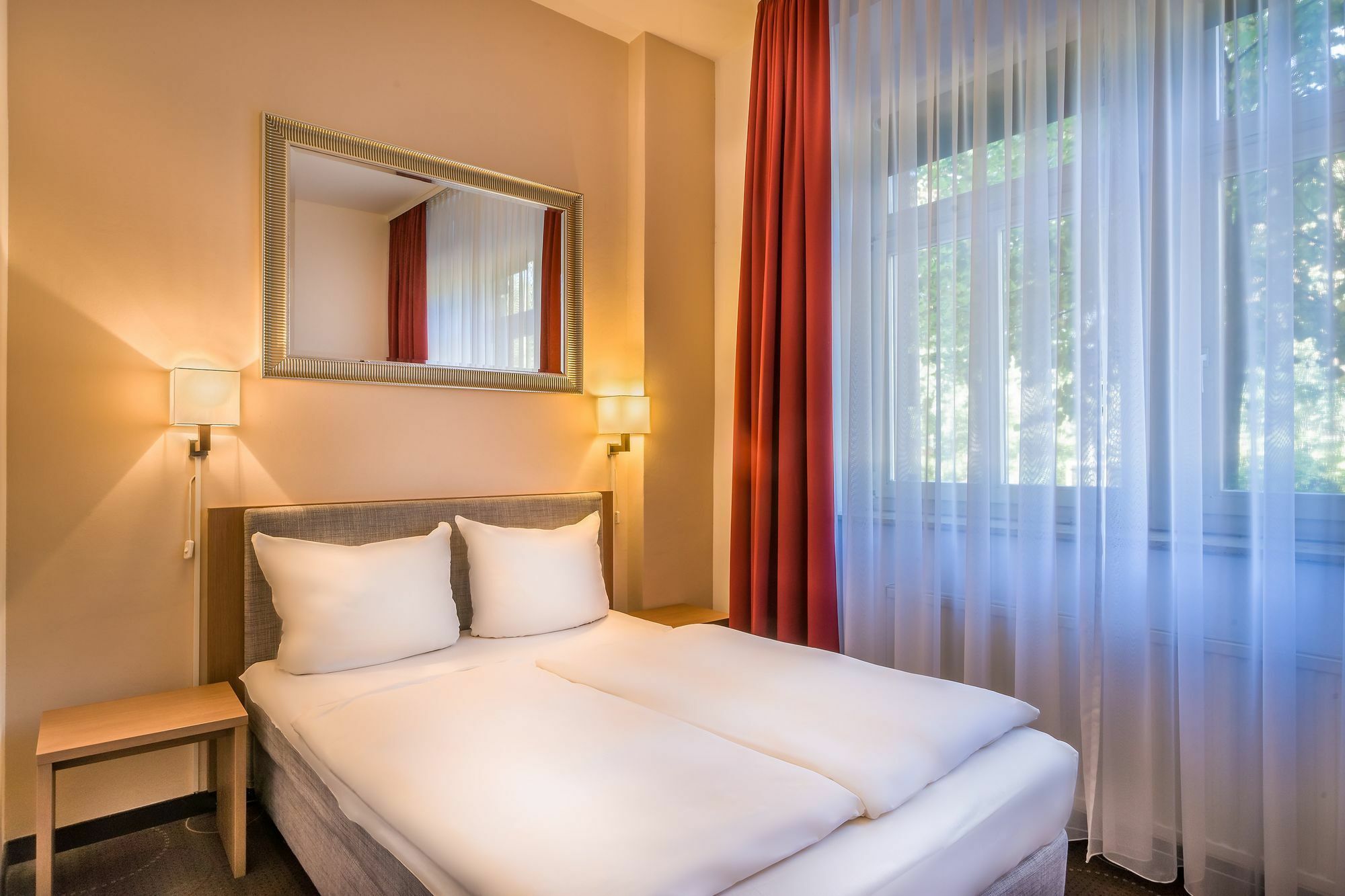 Hotel Am Bonhoefferplatz Drezno Zewnętrze zdjęcie
